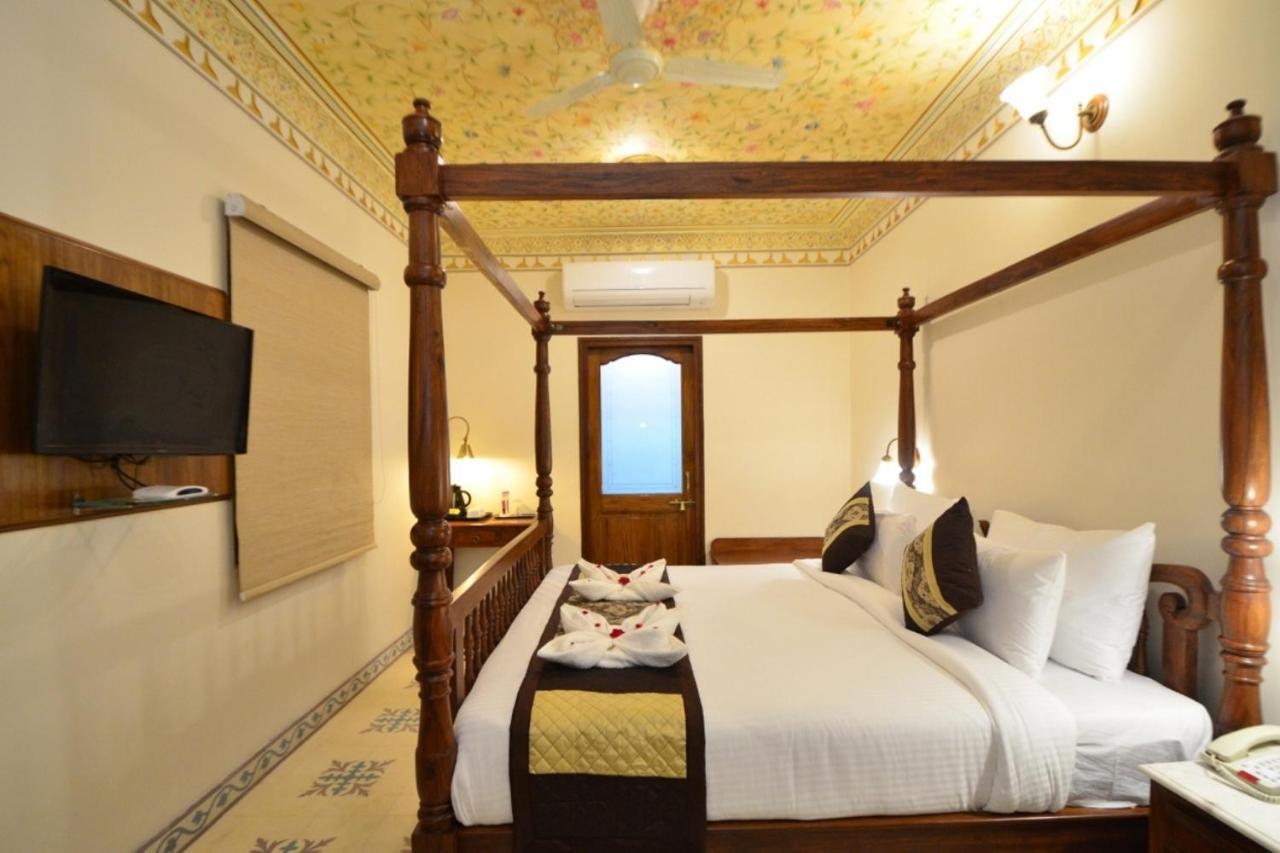 Nirbana Palace - A Heritage Hotel And Spa Jaipur Luaran gambar