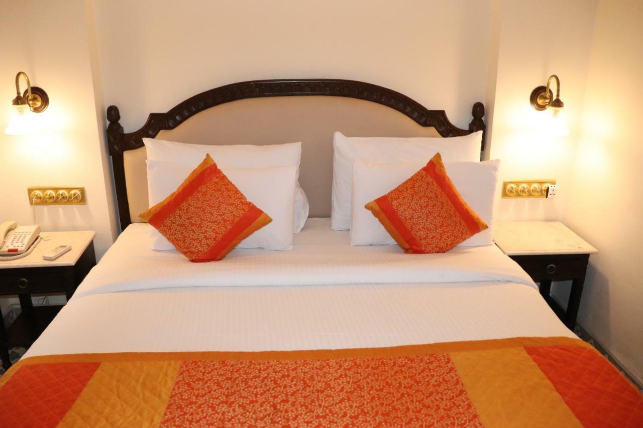 Nirbana Palace - A Heritage Hotel And Spa Jaipur Luaran gambar