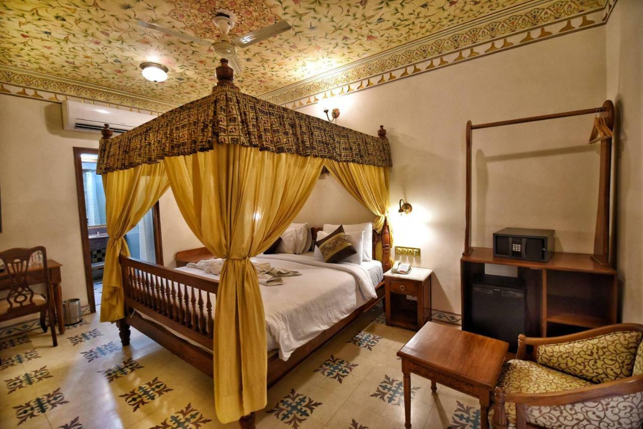 Nirbana Palace - A Heritage Hotel And Spa Jaipur Luaran gambar