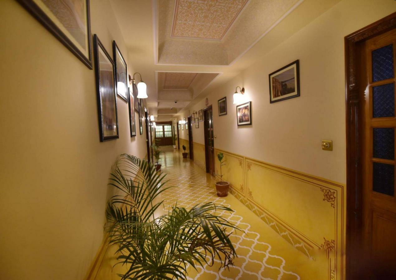 Nirbana Palace - A Heritage Hotel And Spa Jaipur Luaran gambar